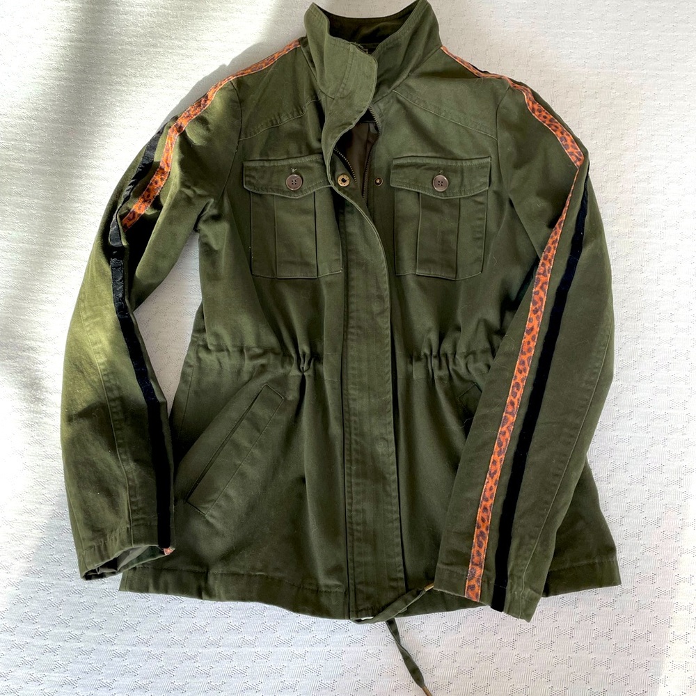 EVEREVE Utility cargo coat jacket PEYTON JENSEN S army olive green leopard black